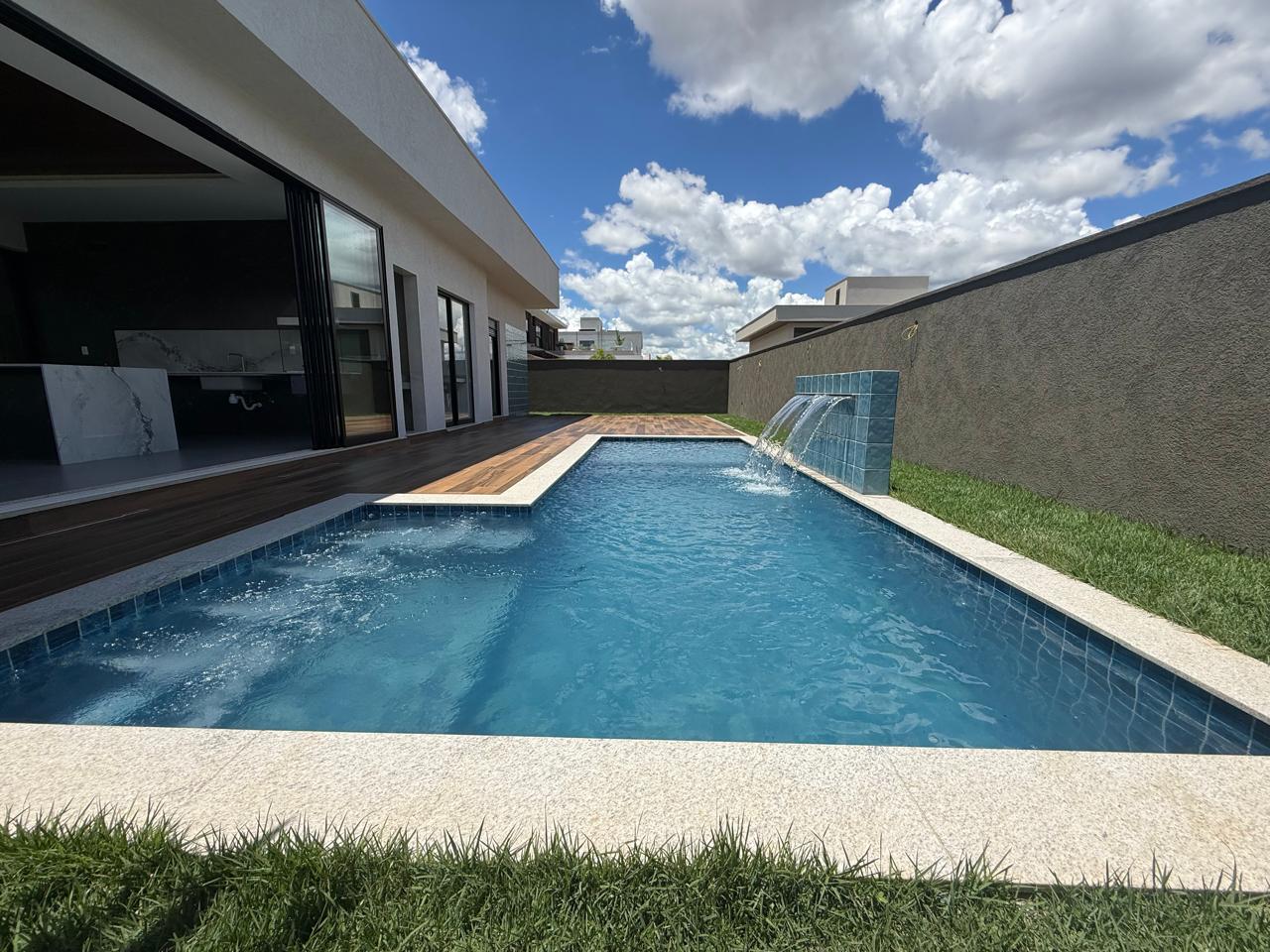 WhatsApp Image 2026-03-14 at 12.14.43 (13) PLATEAU D’OR, 04 SUÍTES, TÉRREA, GOURMET, QUINTAL COM PISCINA E SPA.