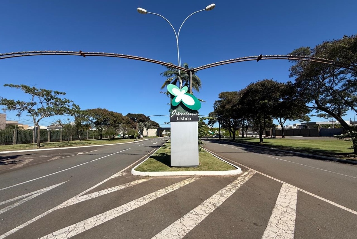 JARDINS LISBOA!!! TERRENO DIFERENCIADO: 832m² PRÓXIMO AO LAGO E ÁREAS DE LAZER.