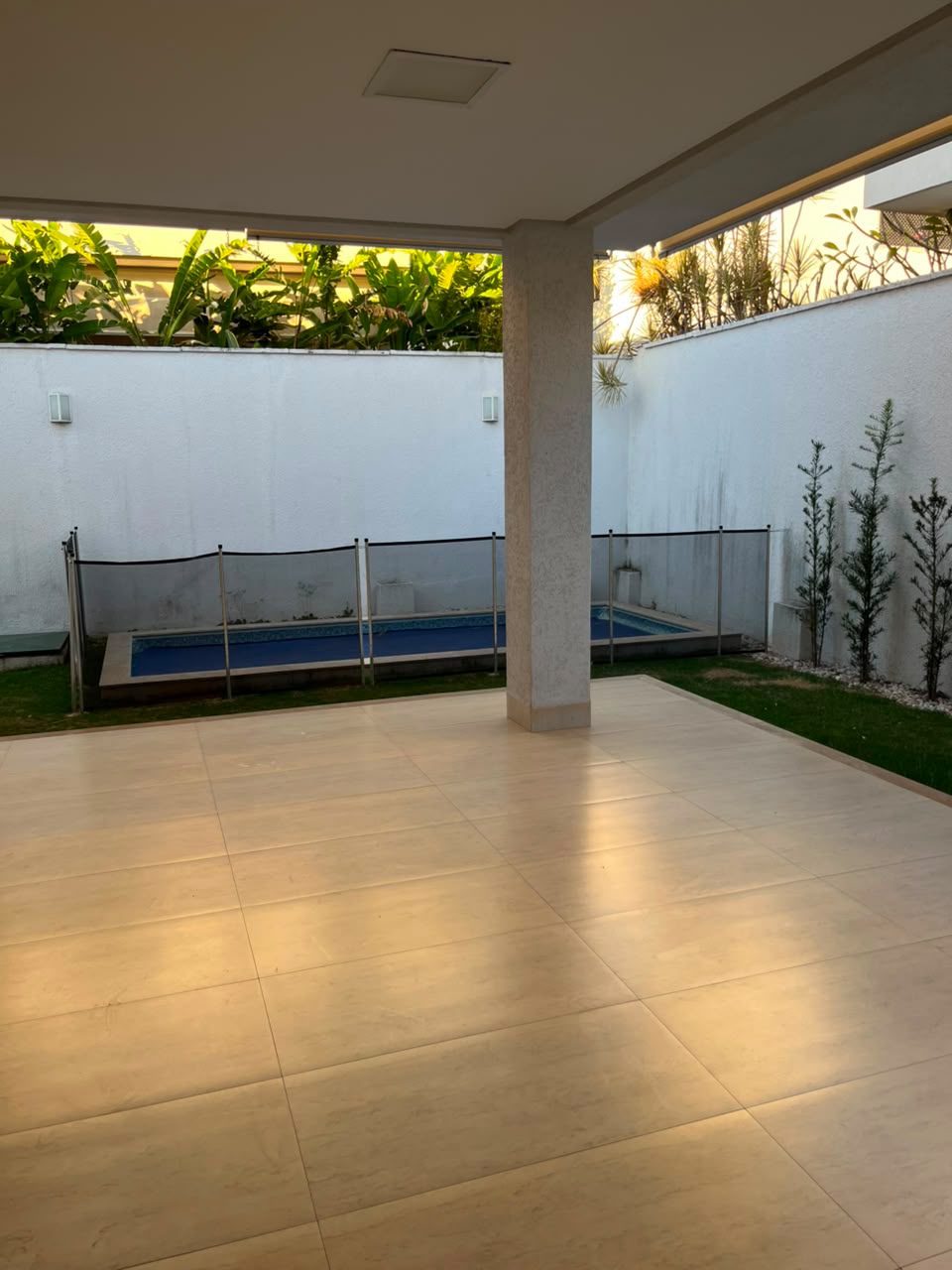 WhatsApp Image 2026-07-14 at 18.45.05 PORTAL DO SOL GREEN, CASA TÉRREA: 04 SUÍTES, GOURMET E PISCINA. ALUGA OU VENDE!