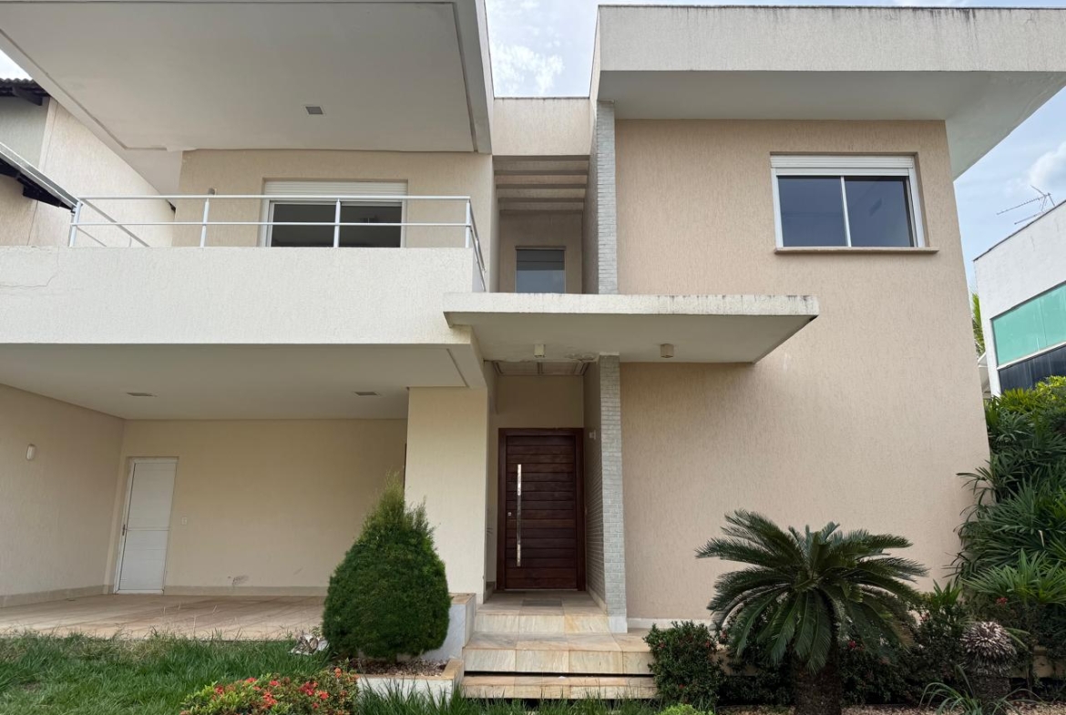 JARDINS ATENAS!!! Sobrado de 03 suítes, e escritório. Sala para 03 ambientes, var gourmet e piscina.