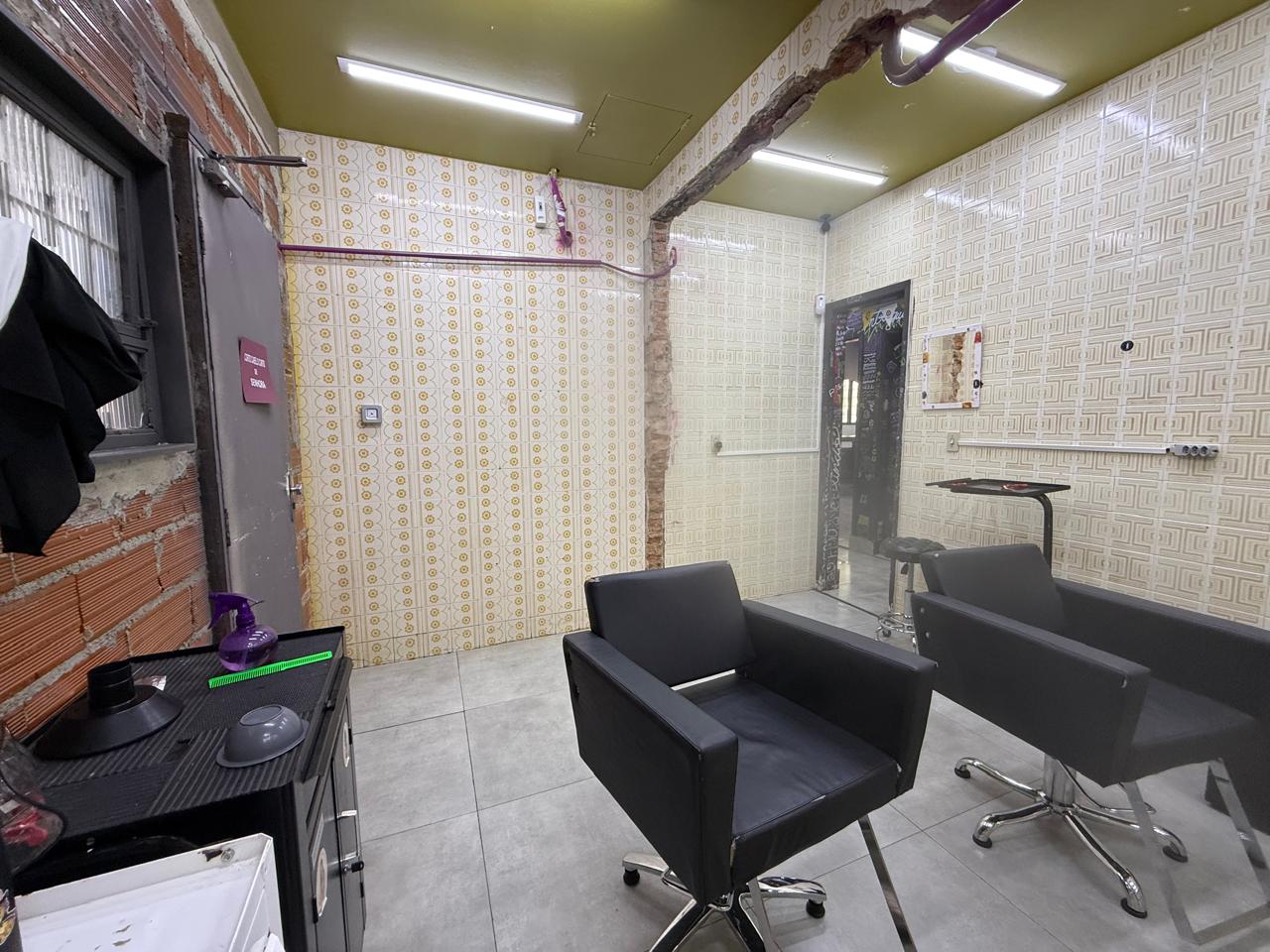Casa térrea comercial na Rua C-258, acima da T-63 e próximo ao Banco SAFRA, alugada até janeiro/027.