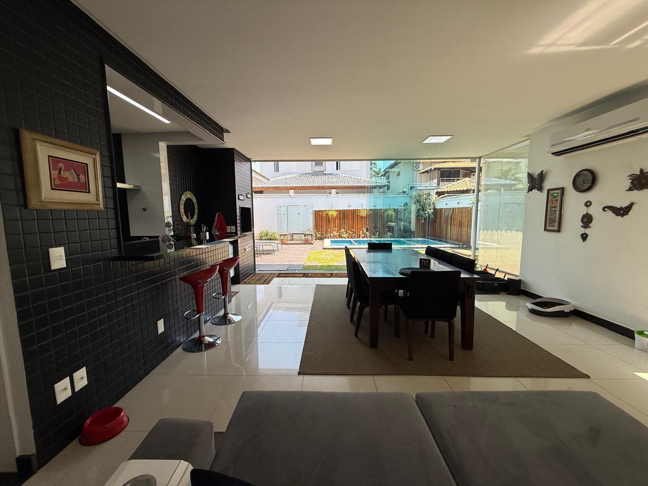 JARDINS VIENA! Sobrado mobiliado, 05 suítes, muito conforto e comodidades, sauna, piscina, energia fotovoltaica.